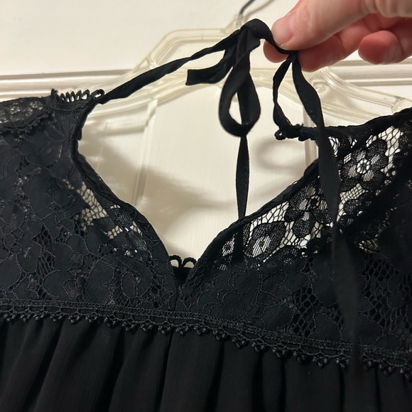 Torrid Women’s Crinkle Chiffon Lace Trim Top Size 2X Sheer Witchy Flounce - Picture 10 of 13